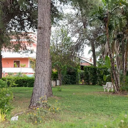 Apartamento Family Friendly House Lecce Exterior foto