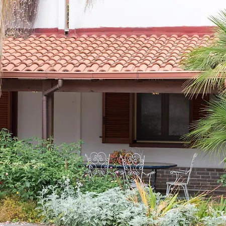 Apartamento Family Friendly House Lecce Exterior foto